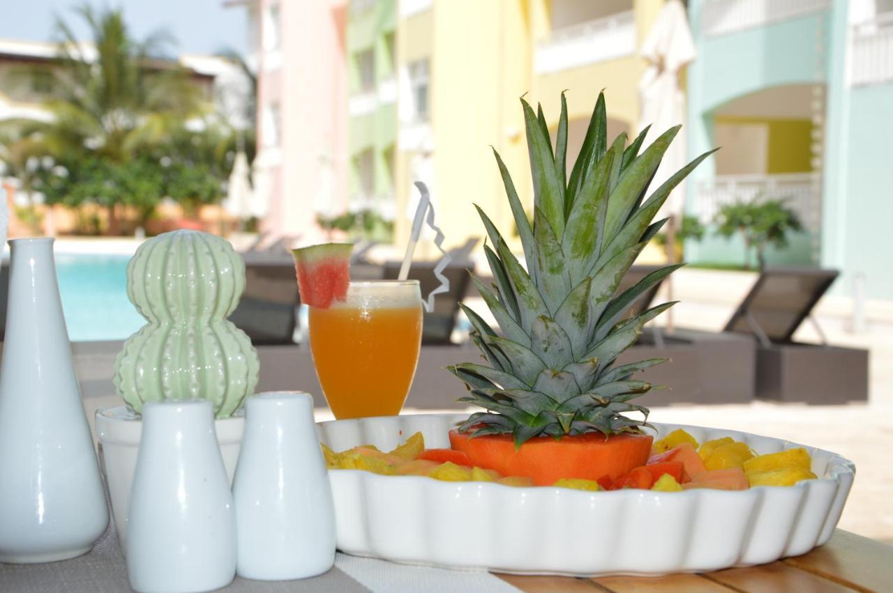 Los Flamencos Aparthotel Beach Club バヤイベ エクステリア 写真